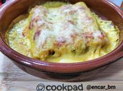 Una foto de canelones con bechamel