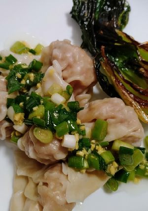 A picture of Momofuku's ginger-scallion sauce.