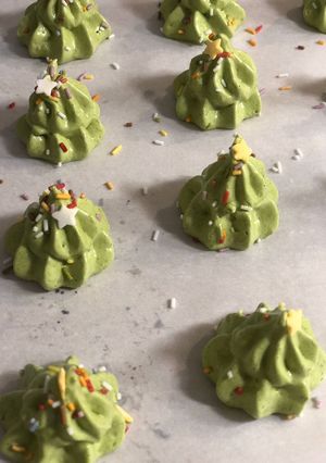 Une photo de Petits sapins meringues /coco# team trees 🎄