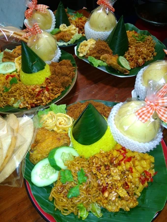 Cara Simple Membuat Resep  Nasi kuning praktis yang Enak, Lezat Sekali