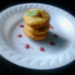 A picture of Suji cheese paneer kachori.