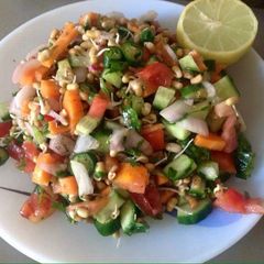 Sprouted Moat Mixveggie Salad A picture of Sprouted Moat Mixveggie Salad.