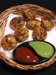 સાબુદાણા વડા અપ્પે પેનમાં (Sabudana Vada In Appe Pan Recipe In Gujarati) રેસીપી મુખ્ય ફોટો