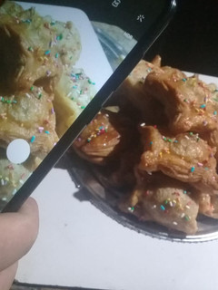 Una foto de Pastelitos caseros con almíbar de cacao!!👌👌