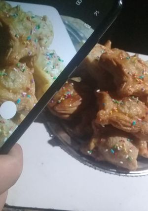 Una foto de Pastelitos caseros con almíbar de cacao!!👌👌