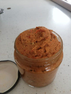 Foto principal de Crema de aguacate al pimentón (sobrasada vegana)
