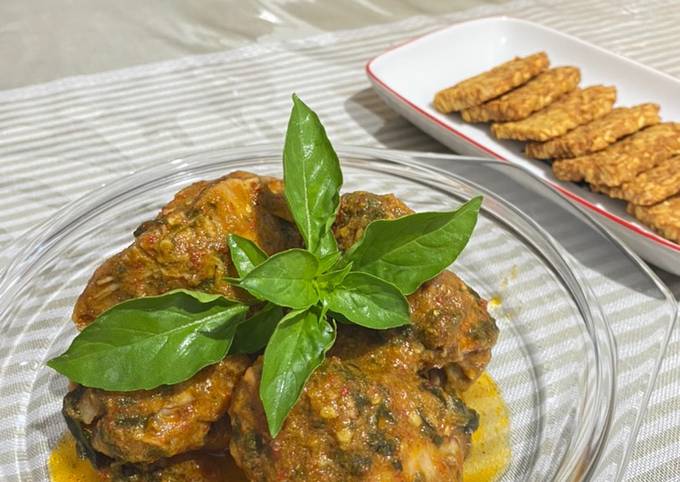 Cara bikin Ayam Woku Kemangi Cara bikin Ayam Woku Kemangi