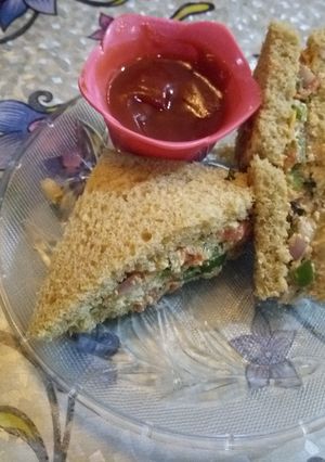 A picture of Dahi Veg Sandwich.