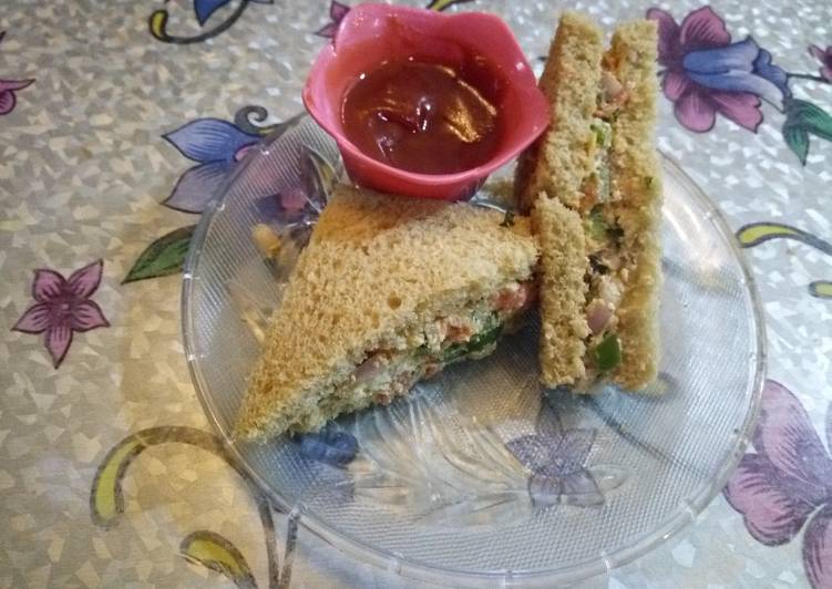 Recipe of Favorite Dahi Veg Sandwich