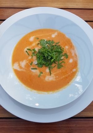 A picture of Red split lentils soup.
