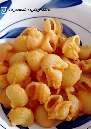 Foto di Pasta con crema di carote e parmigiano