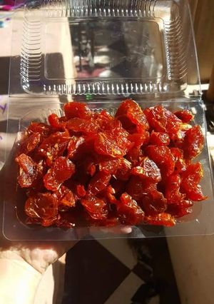Hình của món Mứt cà chua bi.