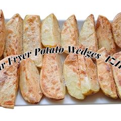 A picture of 🍟🥔 Air Fryer Potato Wedges 🥔🍟.