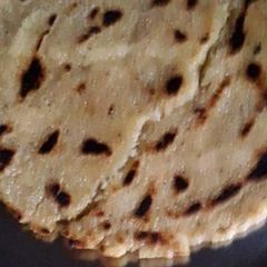 A picture of Makki ki roti.
