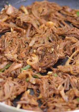 A picture of Cuban Ropa Vieja.