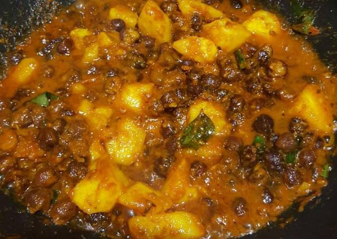 Recipe of Homemade Khate choley😋😋😋