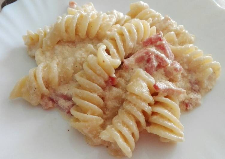 Fusilli carbonara Receta de Sara A.Q. Cookpad