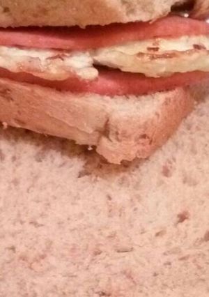 A picture of Egg and B/brawn sandwich.
