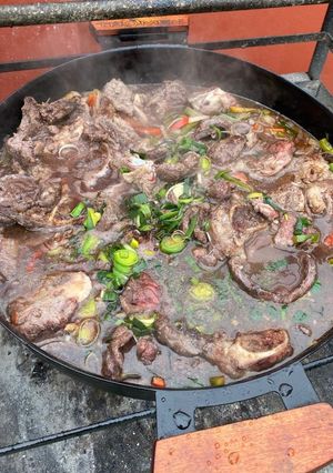 Una foto de Osobuco al disco con vegetales. 😉