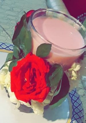 A picture of Roohafaza shake.