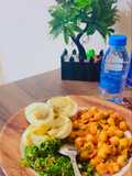Chickpeas Chaat with Boiled Eggs