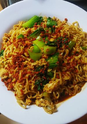 Foto resep Mie Goreng Sarimi Kuah nyemek