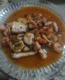 Sepia y chipirones en salsa