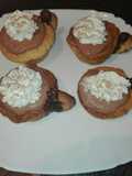 Tacitas de masa quebrada rellena de mousse chocolate y nata