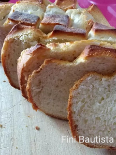 Una foto de Pan rápido de queso