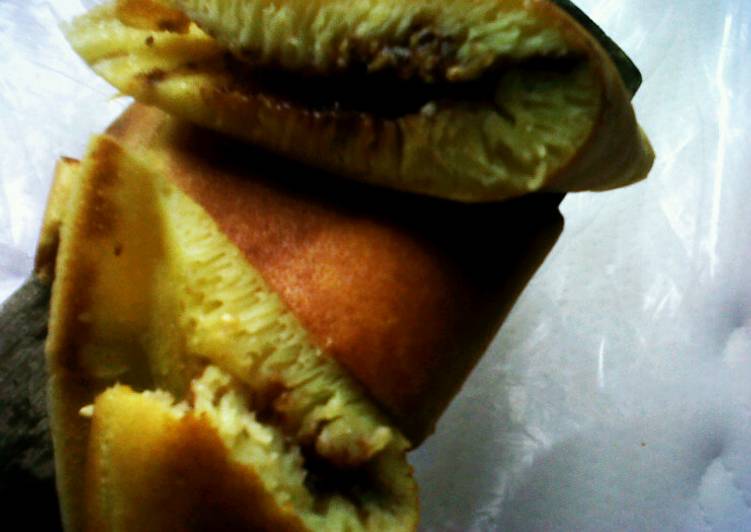 Martabak manis teflon (lembut dan bersarang)