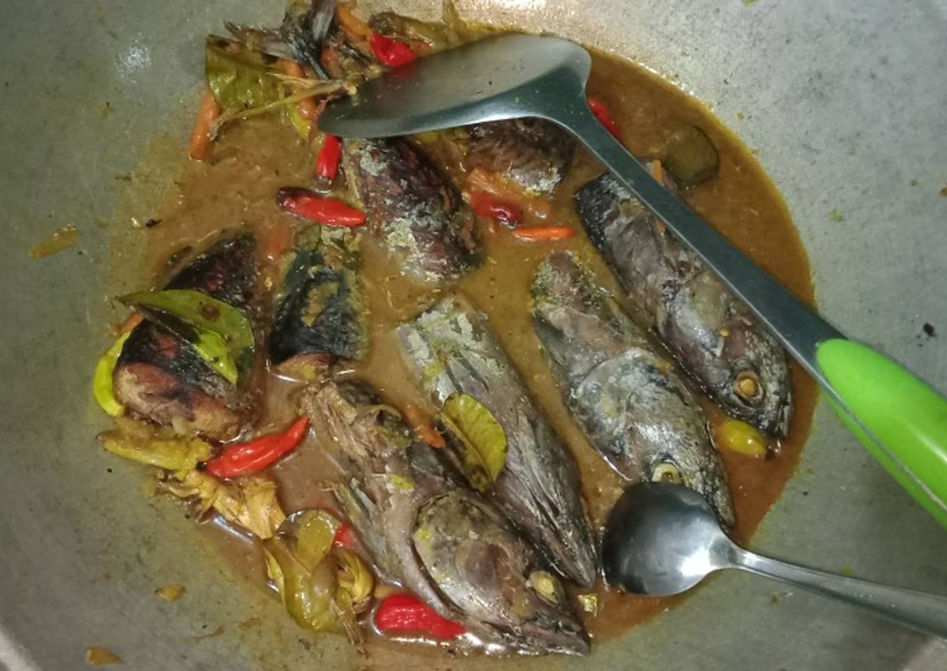 Ikan Tongkol Bumbu Pesmol