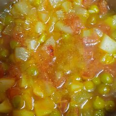 A picture of Lauki aloo matar ki Sabji.