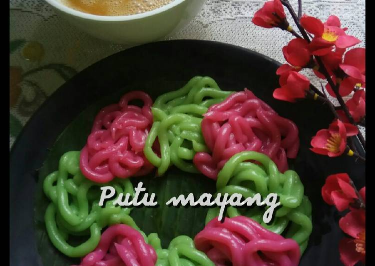 101.🍮 Putu mayang