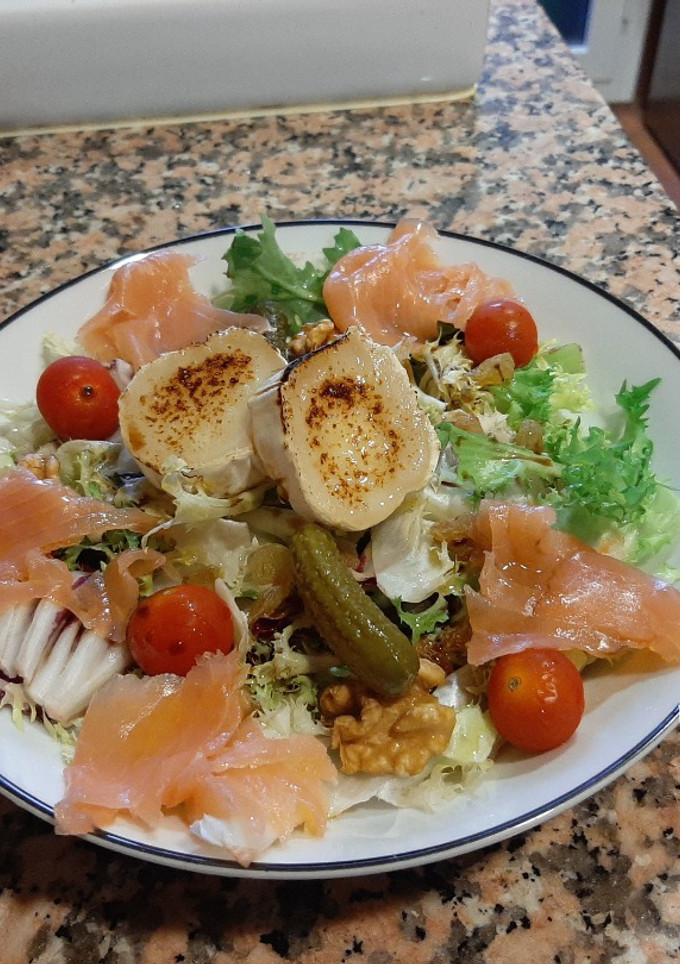 Una foto de Ensalada de Queso de Cabra