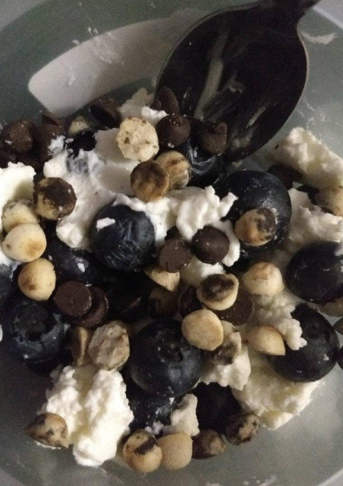 Una foto de Postre fácil 100 fácil y light 🎄🎆 vegetariano