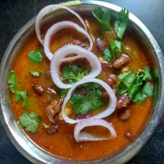 A picture of Masala rajma.