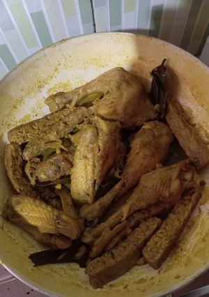 Foto resep Ayam ungkep bumbu kuning