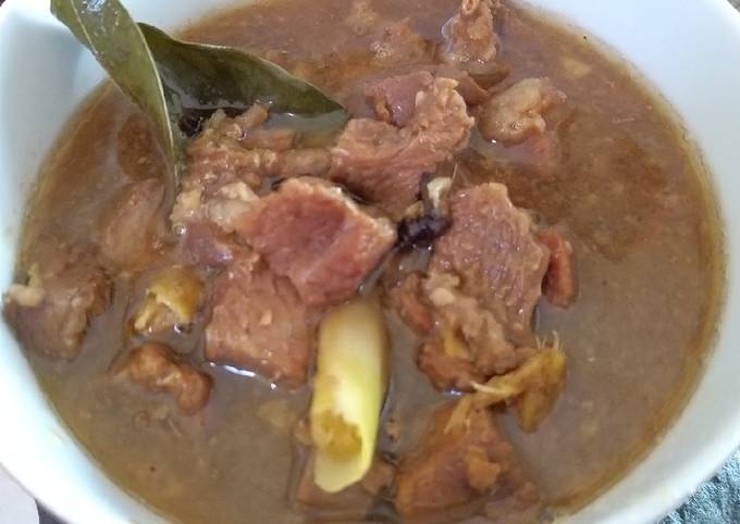 Semur daging sapi