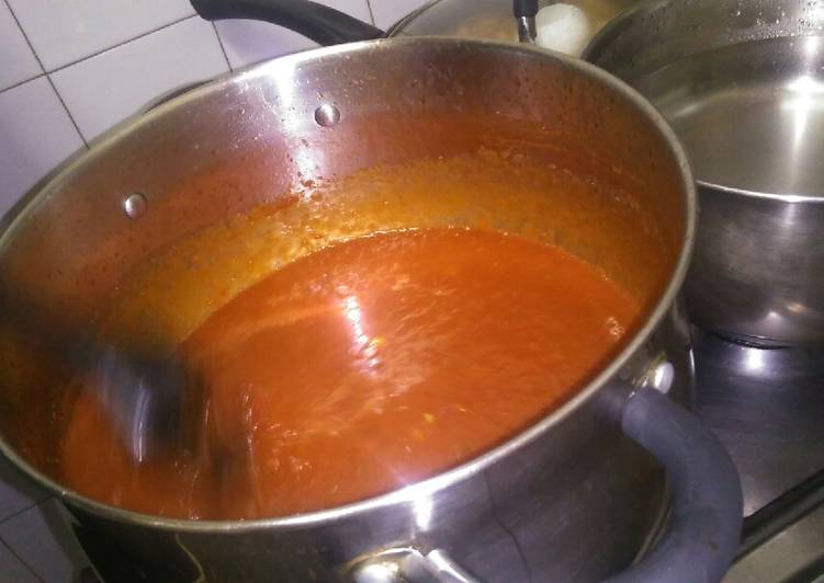 Tomato and red bell pepper puree