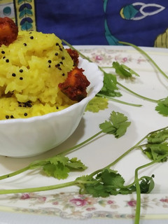ખીચડી (Khichdi Recipe In Gujarati) રેસીપી મુખ્ય ફોટો