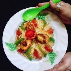 A picture of Prawn veggie leftover rice.