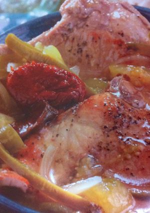 Una foto de Chuletas de cerdo entomatadas