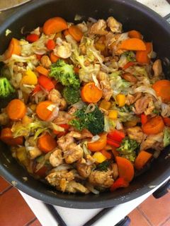 Una foto de Pollo estilo oriental