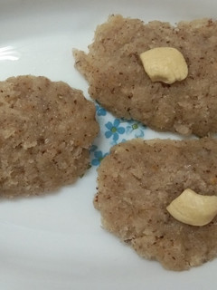 A picture of Coconut Barfi.