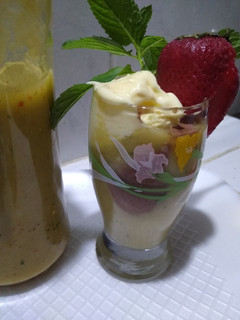 Una foto de Refrescante Licuado con Helado de Chocolate y Crema