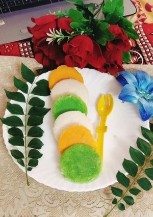 A picture of Tiranga idli (tricolour idli) 🇮🇳🇮🇳🇮🇳🇮🇳🌹.