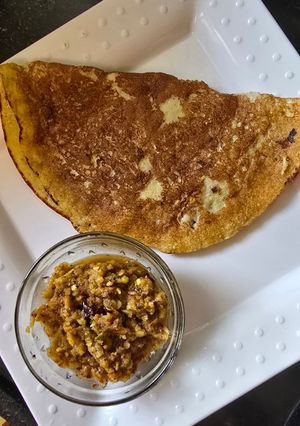 A picture of Makhana suji dosa.