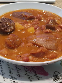 Una foto de Judías pintas con morro, chorizo y morcilla