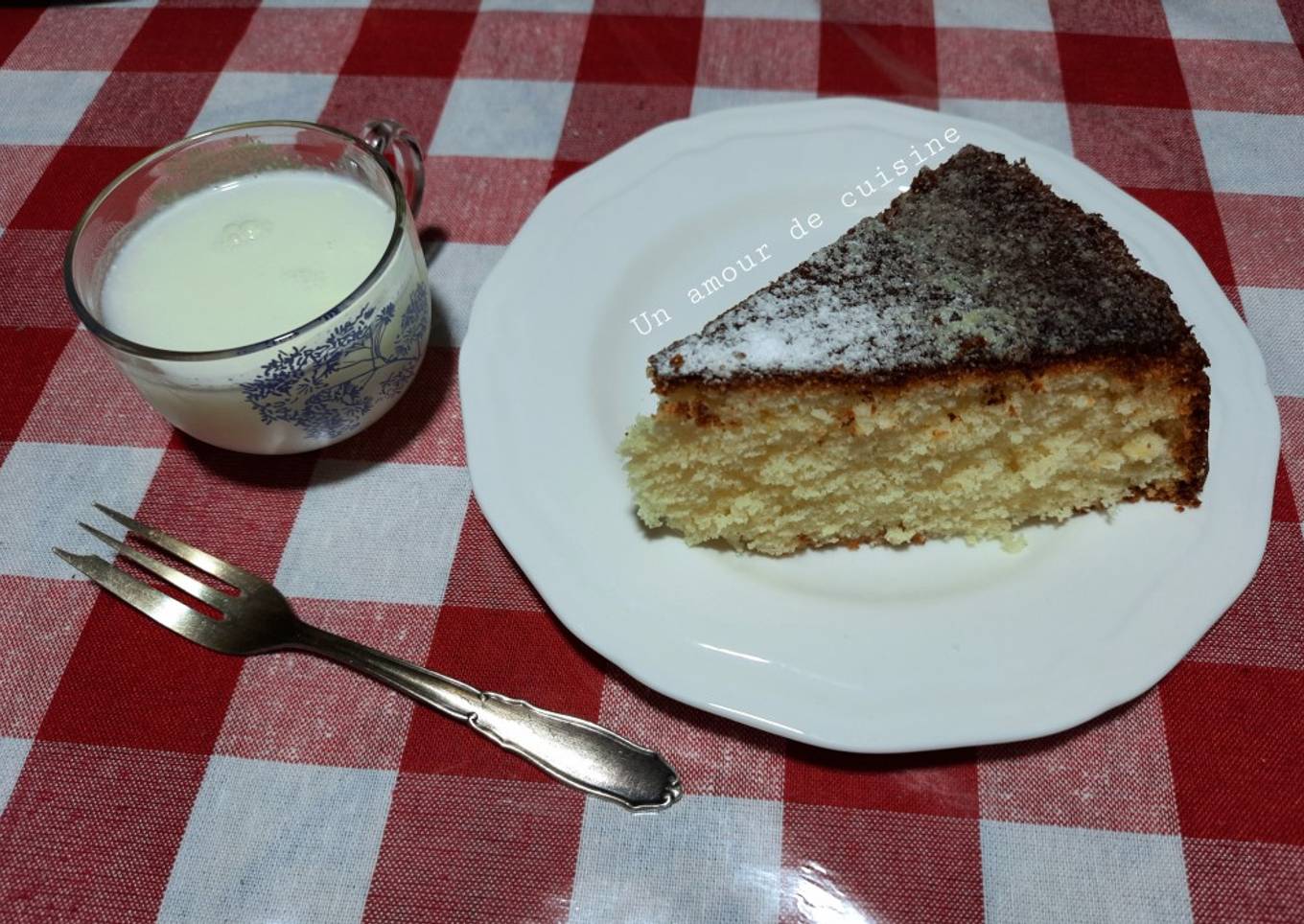 Gâteau moelleux au yaourt 🍶