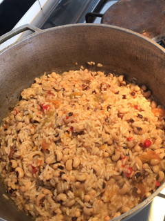 Una foto de Arroz de frijol cabeza negra